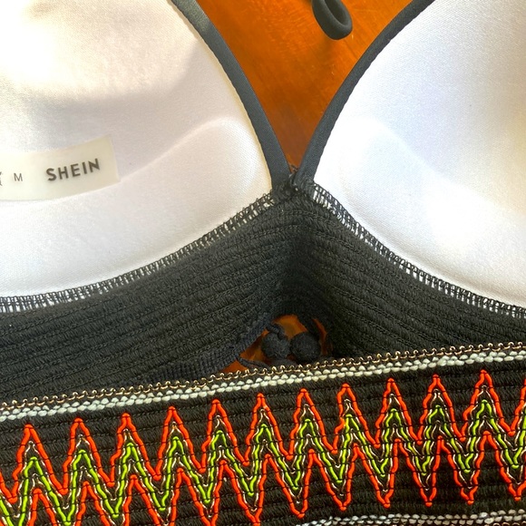 POM POM Triangle Halter Bellydance Athletic Bikini Swimsuit Top Womens Medium - Picture 12 of 13